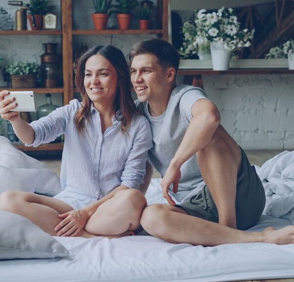 tony hinchcliffe wife details